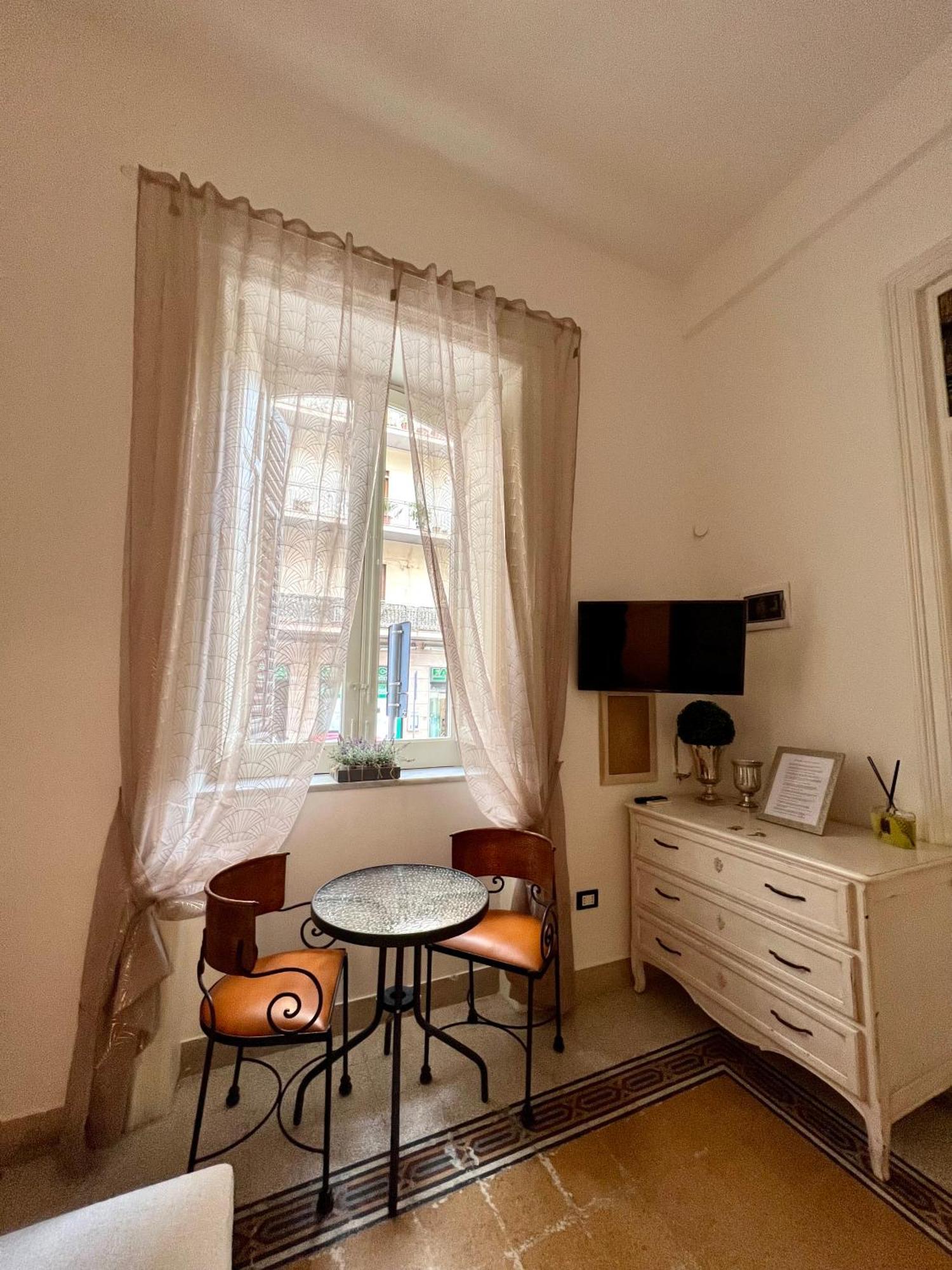 Aristocasa Luxury Rooms Palermo Exterior photo